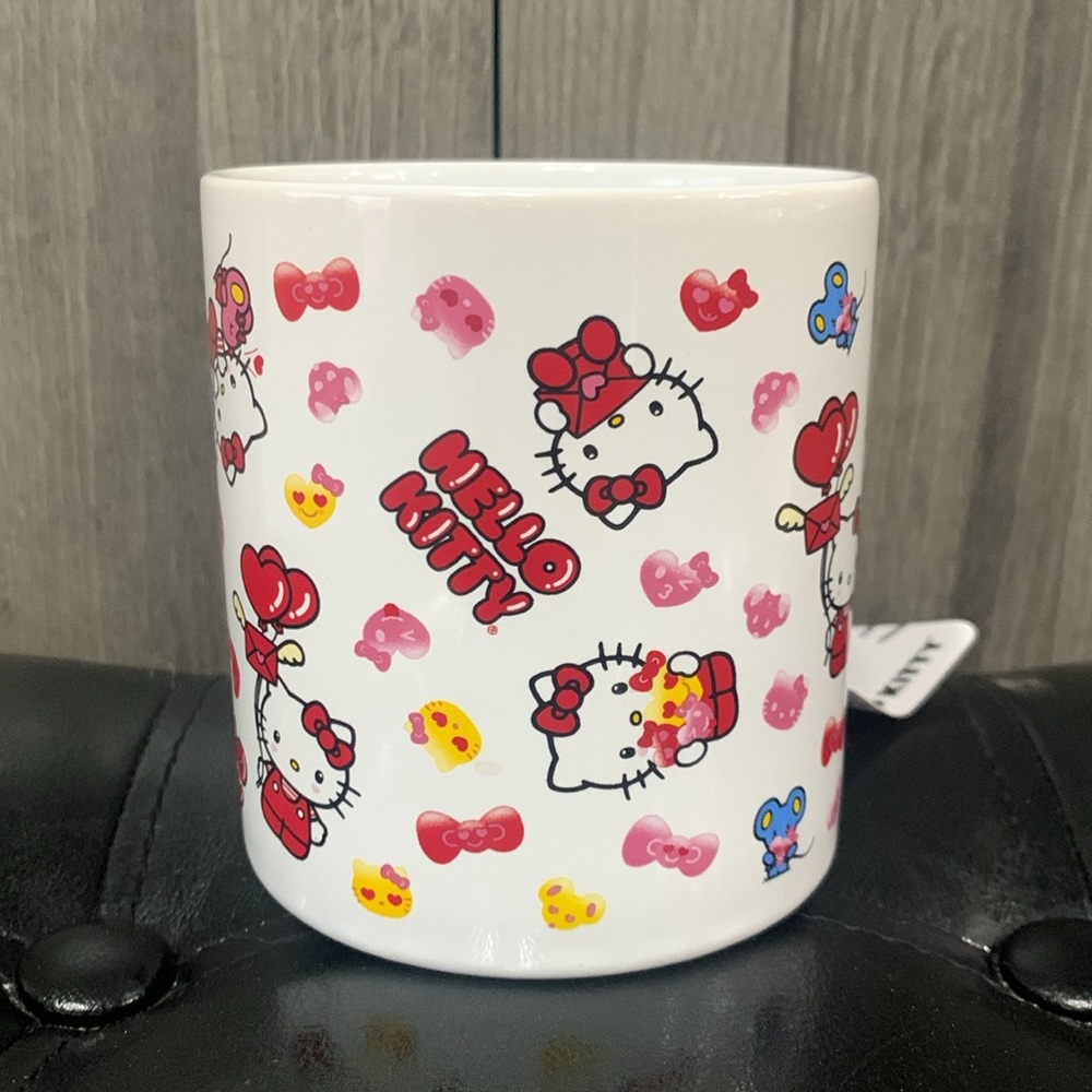 New Hello Kitty As Cupid Love Mug With Heart Handle By Sanrio - Picture 5 of 10